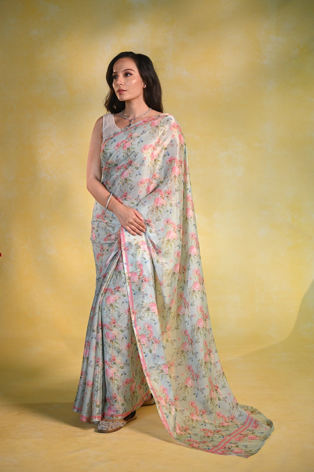 Buy-Dreams - Crepe Saree-Cyahi-Online